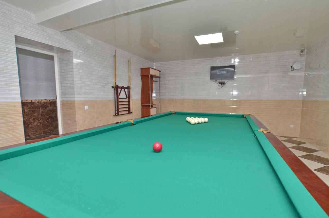 Apart-Hotel Orlan Mykulychyn Dış mekan fotoğraf
